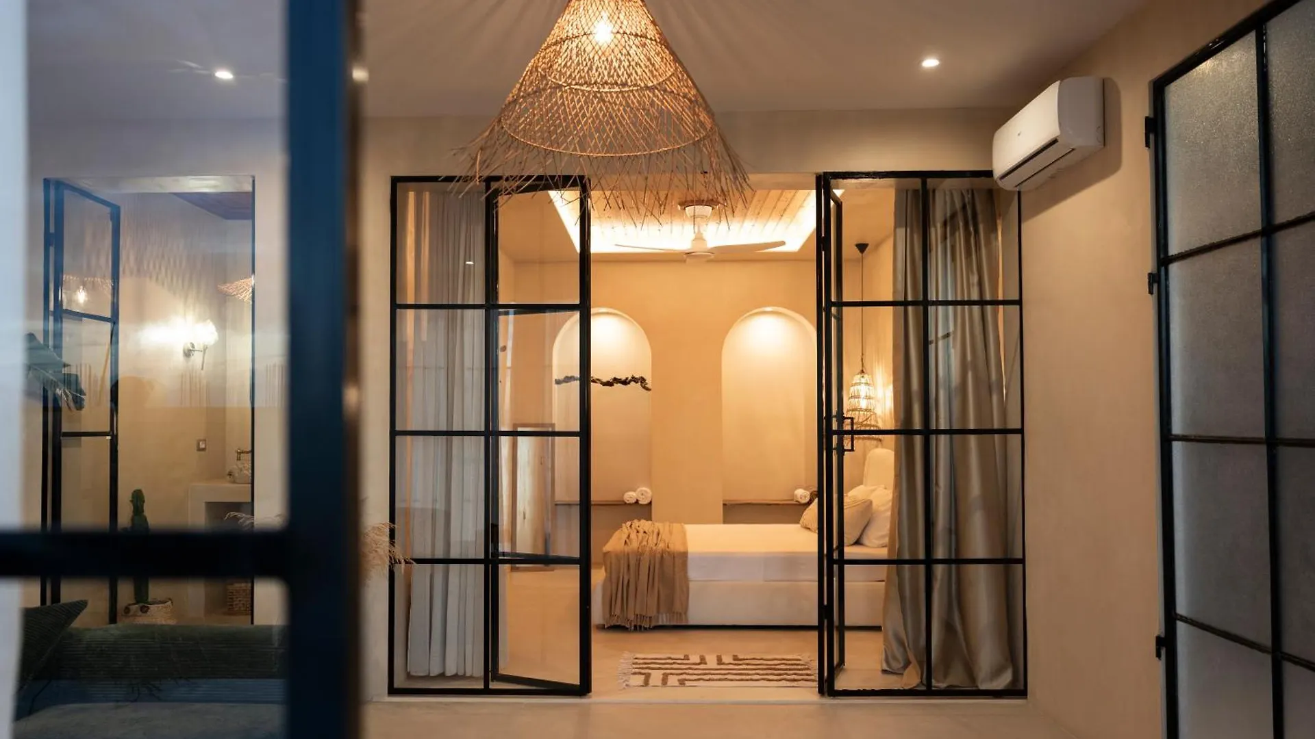 Serein Villas Ksamil 0*,  Arnavutluk