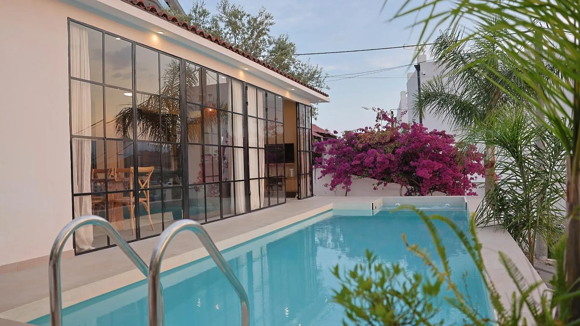 Serein Villas Ksamil 0*,